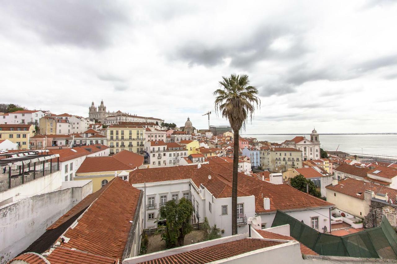 Apartament Alfama Tailor Made Blue House With A View #1 Lizbona Zewnętrze zdjęcie