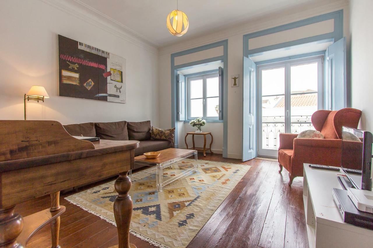 Apartament Alfama Tailor Made Blue House With A View #1 Lizbona Zewnętrze zdjęcie